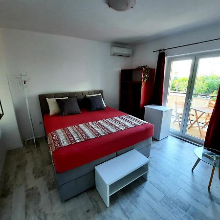 Apartments Zoro Primošten Buitenkant foto
